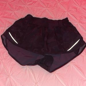 black camo lulu shorts.